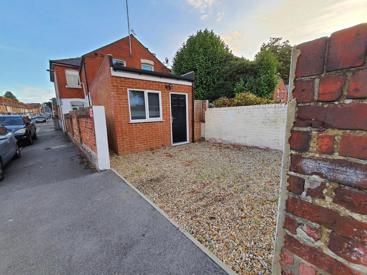 Beautiful Accommodation Near Reading City Centre Exterior foto